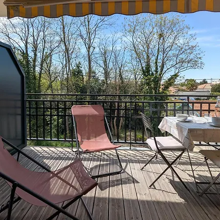 Beau T2 Avec Terrasse Sud, Proche Bassin, Commerces Et Activites, A - Fr-1-420-139