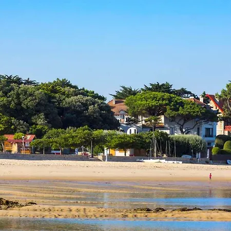 Beau T2 Avec Terrasse Sud, Proche Bassin, Commerces Et Activités, à - Fr-1-420-139 *