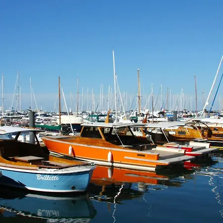 Διαμέρισμα Beau T2 Avec Terrasse Sud, Proche Bassin, Commerces Et Activites, A - Fr-1-420-139