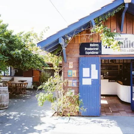 Beau T2 Avec Terrasse Sud, Proche Bassin, Commerces Et Activités, à - Fr-1-420-139